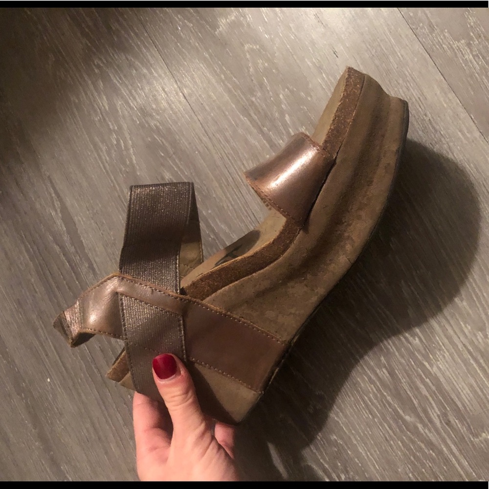 Women’s OTBT shoes